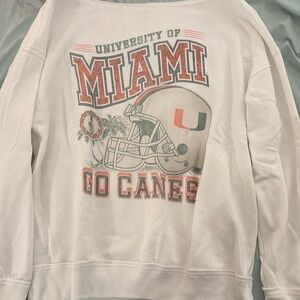 Hollister Off the shoulder Crewneck!